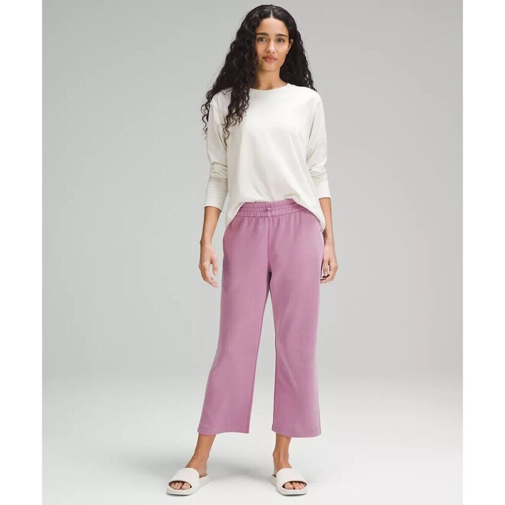 NWT Lululemon Softstreme High-Rise Straight-Leg Cropped Velvet Dust pants 12